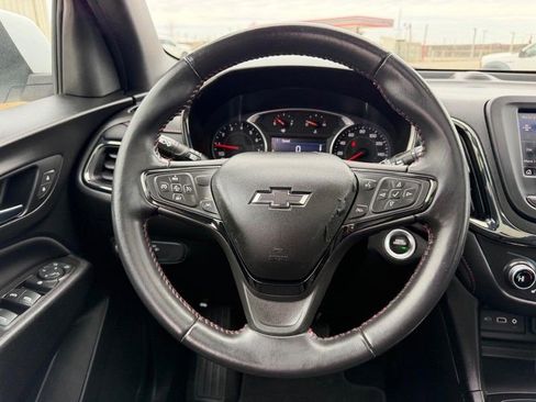 Used 2022 Chevrolet Equinox RS image 11