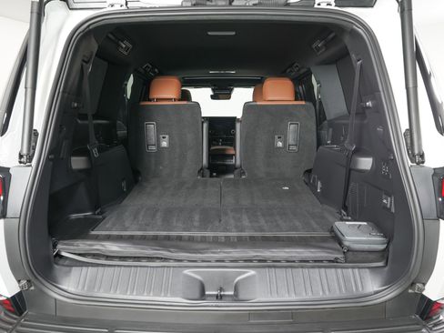 Used 2025 Lexus GX 550 w/ Accessory Package (2T) image 14