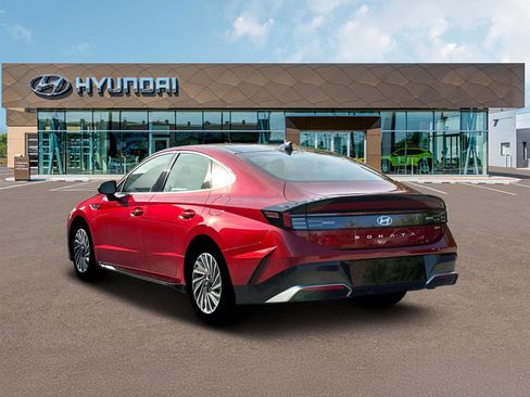 New 2026 Hyundai Sonata SEL FWD image 5