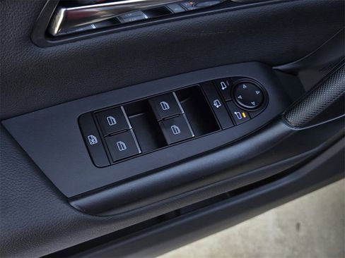 Certified 2025 MAZDA CX-50 AWD 2.5 S w/ Premium Plus Pkg image 11