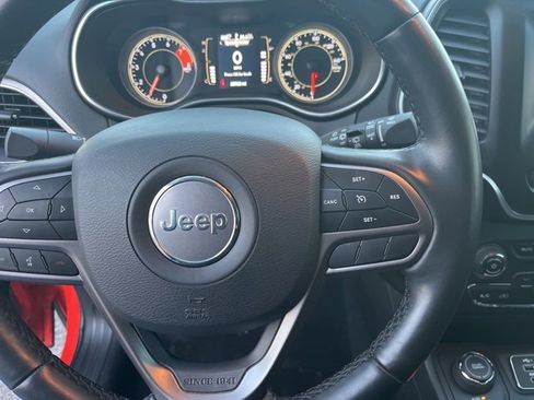 Used 2021 Jeep Cherokee Latitude Lux image 18