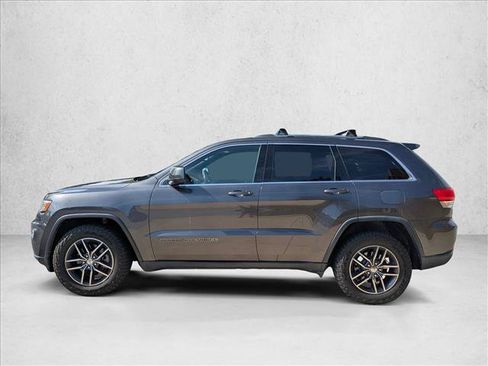 Used 2017 Jeep Grand Cherokee Laredo w/ Quick Order Package 2BE RWD image 5