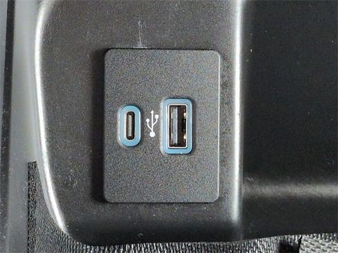 Certified 2023 Ford F150 XLT w/ Equipment Group 302A High image 21