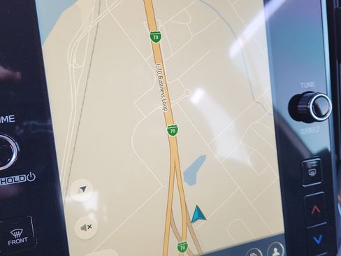 Used 2025 Subaru Forester Limited w/ Popular Package #2 image 21