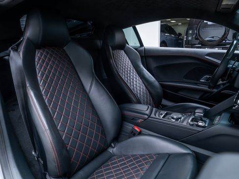 Used 2017 Audi R8 V10 AWD/4WD image 30