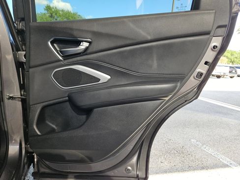 Used 2024 Acura RDX SH-AWD image 26