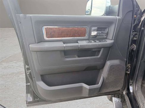Used 2011 RAM 1500 Laramie AWD/4WD image 28