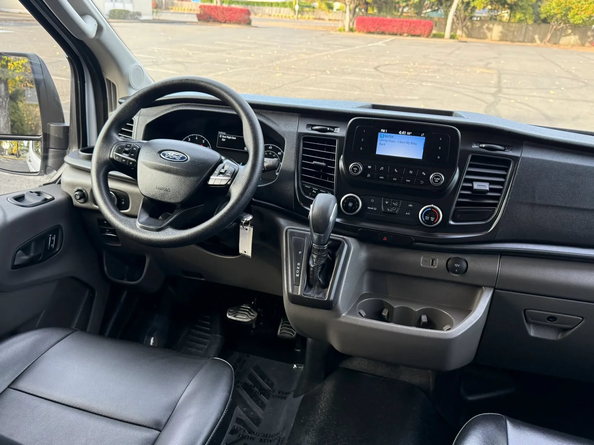 Used 2025 Ford Transit 350 XL RWD image 3