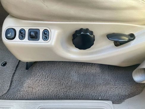 Used 2000 Ford Expedition Eddie Bauer image 12