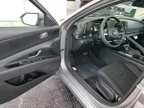 New 2026 Hyundai Elantra Blue image 11