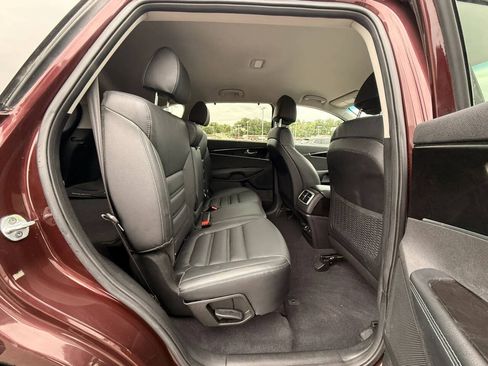 Used 2017 Kia Sorento EX w/ EX Premium Package AWD/4WD image 7