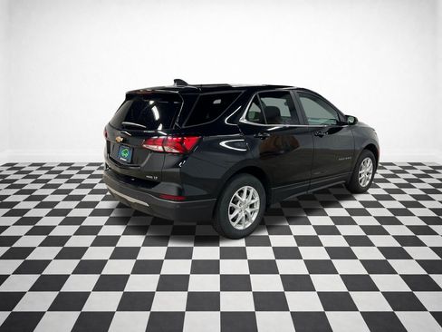 Used 2024 Chevrolet Equinox LT w/ LPO, Floor Liner Package AWD/4WD image 8