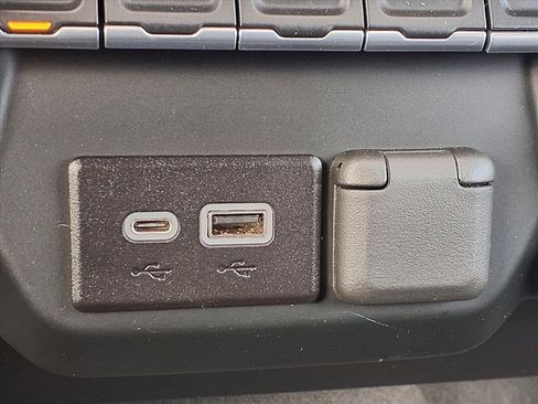 Used 2023 Chevrolet Silverado 1500 Custom Trail Boss w/ LPO, Dark Essentials Package image 8