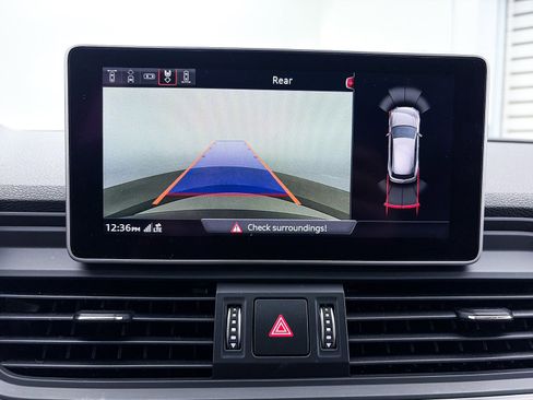 Used 2018 Audi Q5 Prestige w/ Prestige Package image 10