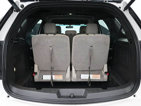 Used 2015 Ford Explorer XLT w/ Equipment Group 202A FWD image 7