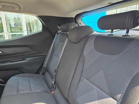 New 2027 Chevrolet Bolt LT w/ Comfort Package FWD image 21