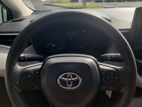 Used 2024 Toyota Corolla LE FWD image 26