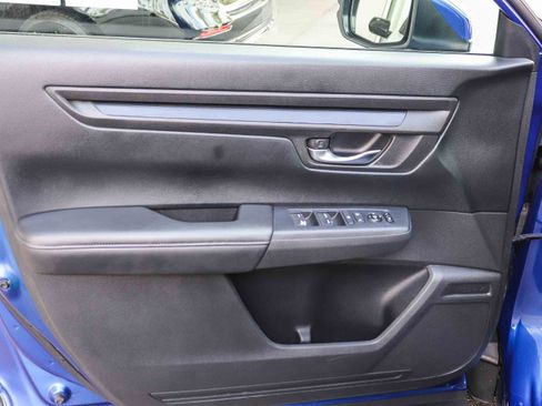 Used 2025 Honda CR-V LX image 24