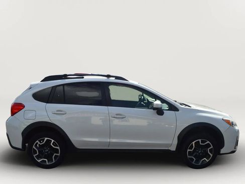 Used 2017 Subaru Crosstrek 2.0i Premium AWD/4WD image 13