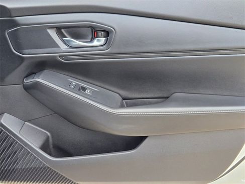 Used 2023 Honda Accord Sport image 27