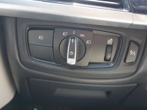 Used 2017 BMW X5 xDrive40e AWD/4WD image 4