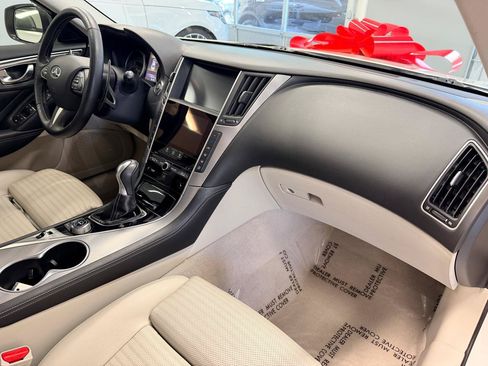 Used 2016 INFINITI Q50 Red Sport 400 RWD image 24