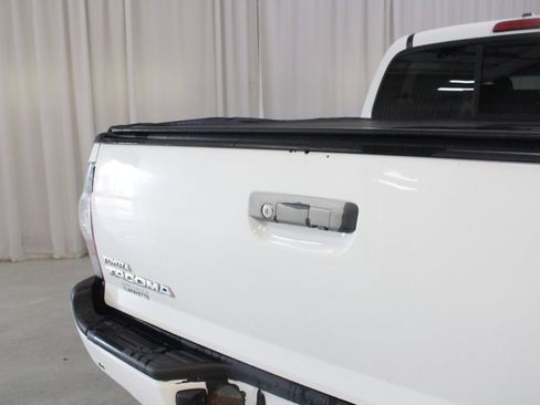 Used 2010 Toyota Tacoma 4x4 Double Cab image 29