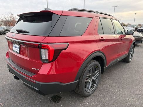 New 2026 Ford Explorer ST-Line w/ ST-Line Street Pack image 17