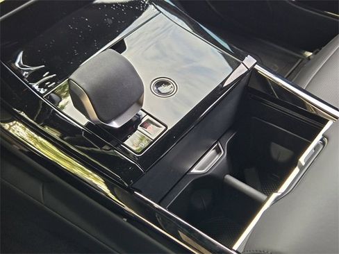 New 2025 Land Rover Range Rover Sport Dynamic SE image 13