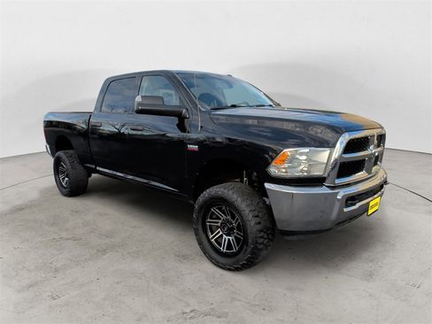 Used 2015 RAM 2500 Tradesman w/ Chrome Appearance Group image 7