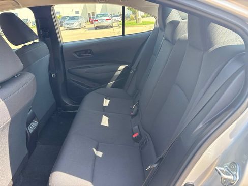 Used 2025 Toyota Corolla LE FWD image 20