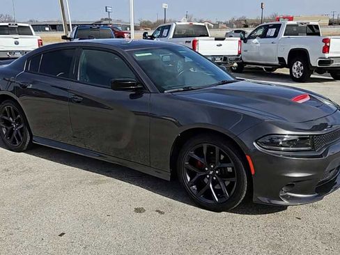 Used 2022 Dodge Charger GT w/ Blacktop Package image 2