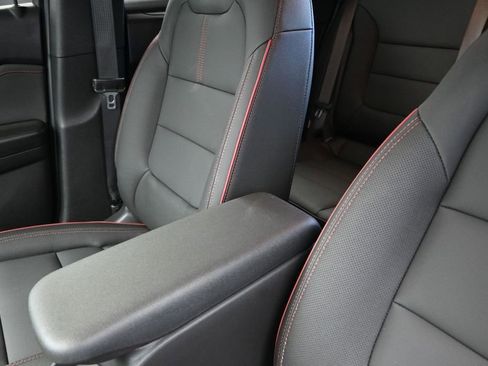 Used 2024 Chevrolet TrailBlazer RS w/ Driver Confidence Package FWD image 14