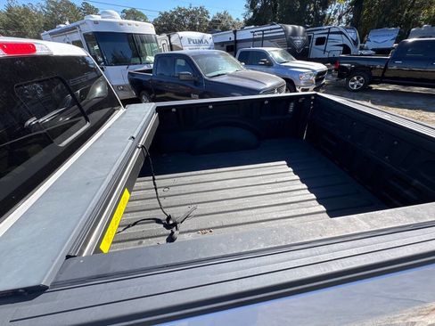 Used 2015 Ford F150 Lariat w/ Equipment Group 502A Luxury image 12