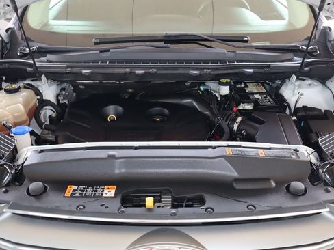 Used 2016 Ford Edge SE FWD image 42
