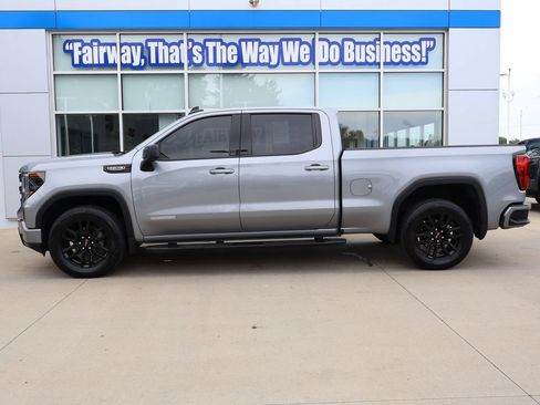 Certified 2025 GMC Sierra 1500 Elevation w/ Preferred Package AWD/4WD image 7