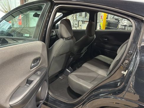 Used 2019 Honda HR-V Sport image 27