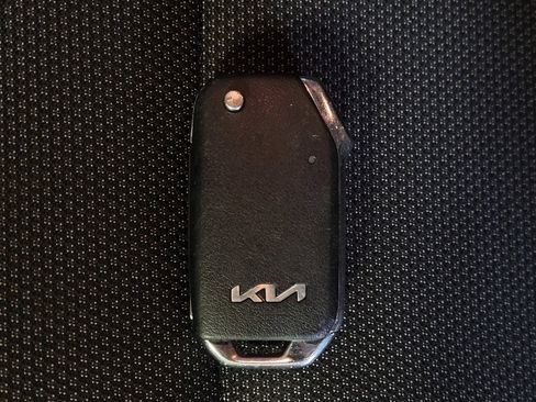 Used 2024 Kia Forte LXS FWD image 32
