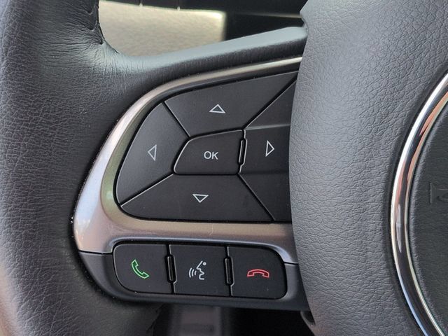 Used 2022 Jeep Renegade Limited AWD/4WD image 17