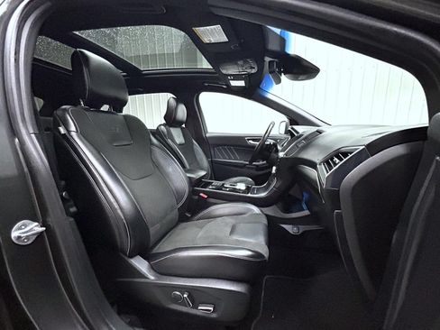 Used 2019 Ford Edge ST w/ Equipment Group 401A AWD/4WD image 15