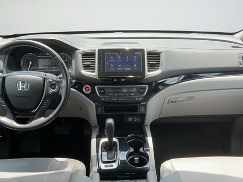 Used 2019 Honda Ridgeline RTL-E image 9