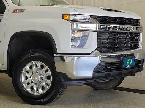 Certified 2023 Chevrolet Silverado 2500 LT AWD/4WD image 6