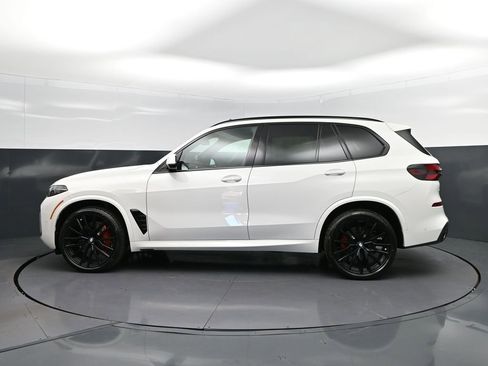 New 2026 BMW X5 sDrive40i image 4