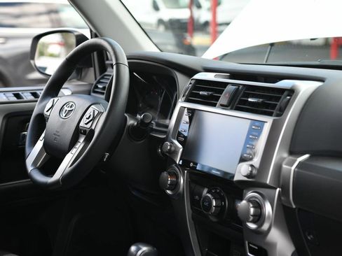 Used 2024 Toyota 4Runner SR5 image 18