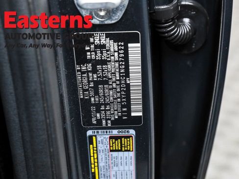 Used 2022 Kia Telluride LX image 35