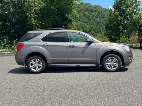Used 2011 Chevrolet Equinox LT FWD image 7