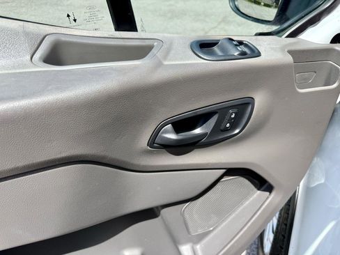 Used 2020 Ford Transit 250 Low Roof w/ Exterior Upgrade Package RWD image 13