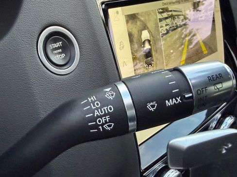 Used 2021 Jaguar E-PACE SE AWD/4WD image 32
