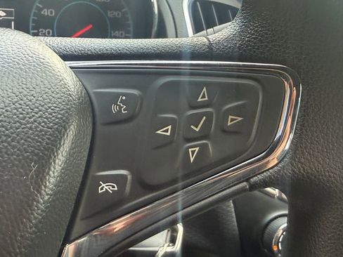 Used 2018 Chevrolet Cruze LT FWD image 21