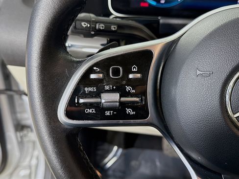 Used 2021 Mercedes-Benz GLA 250 image 14